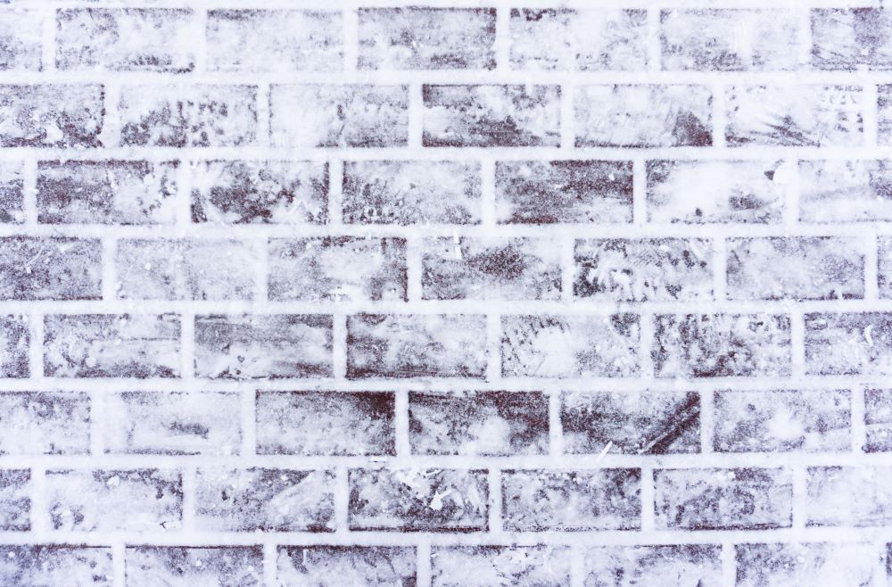 mur-brique-hiver